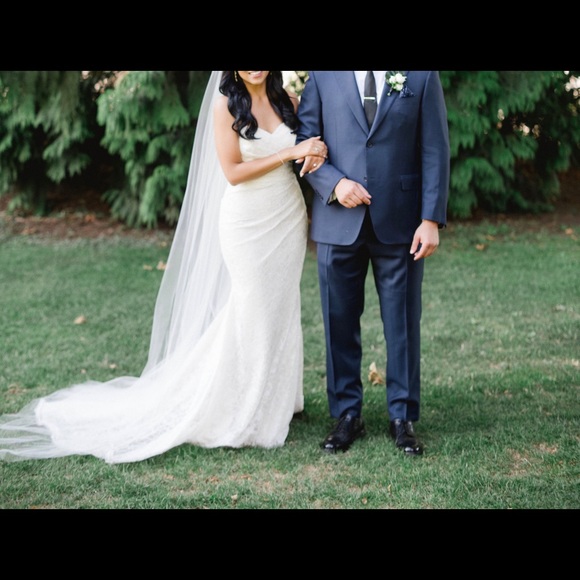 Mikaella ‘Leanne’ Wedding Dress - Picture 6 of 10